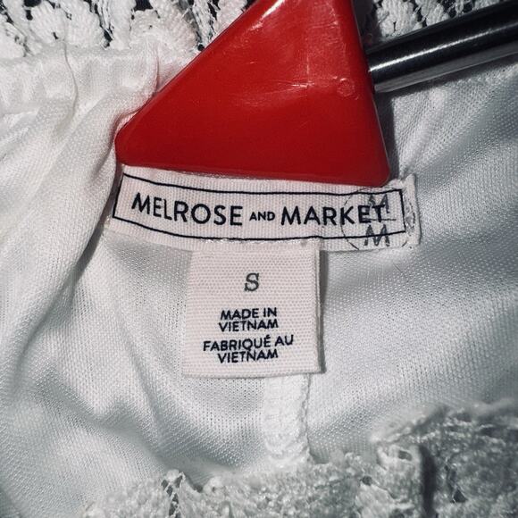 Melrose And Market White Lace Eyelet Cutout Off Shoulder Ruffle Sleeve SM Blouse - Picture 4 of 6